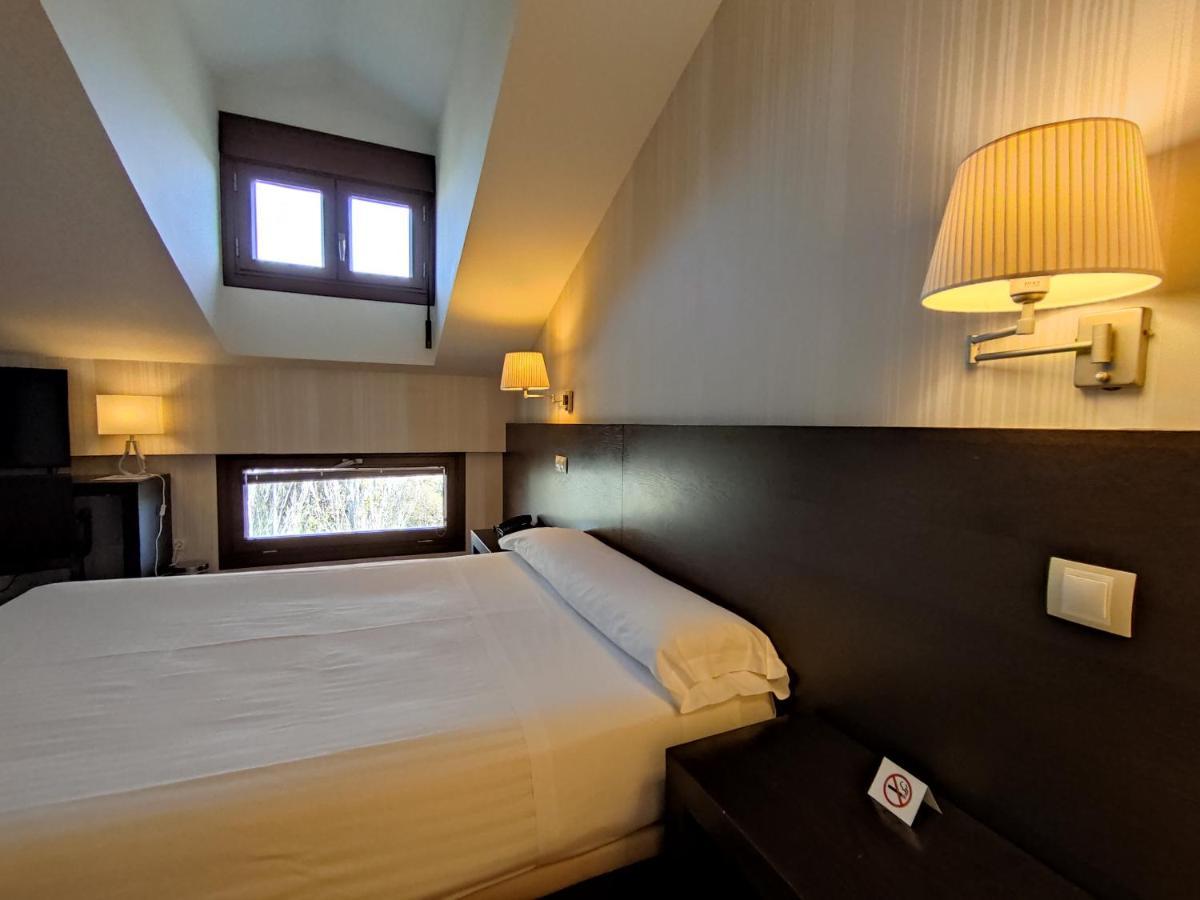 Hotel Puerta Del Arco Tudela de Duero Dış mekan fotoğraf