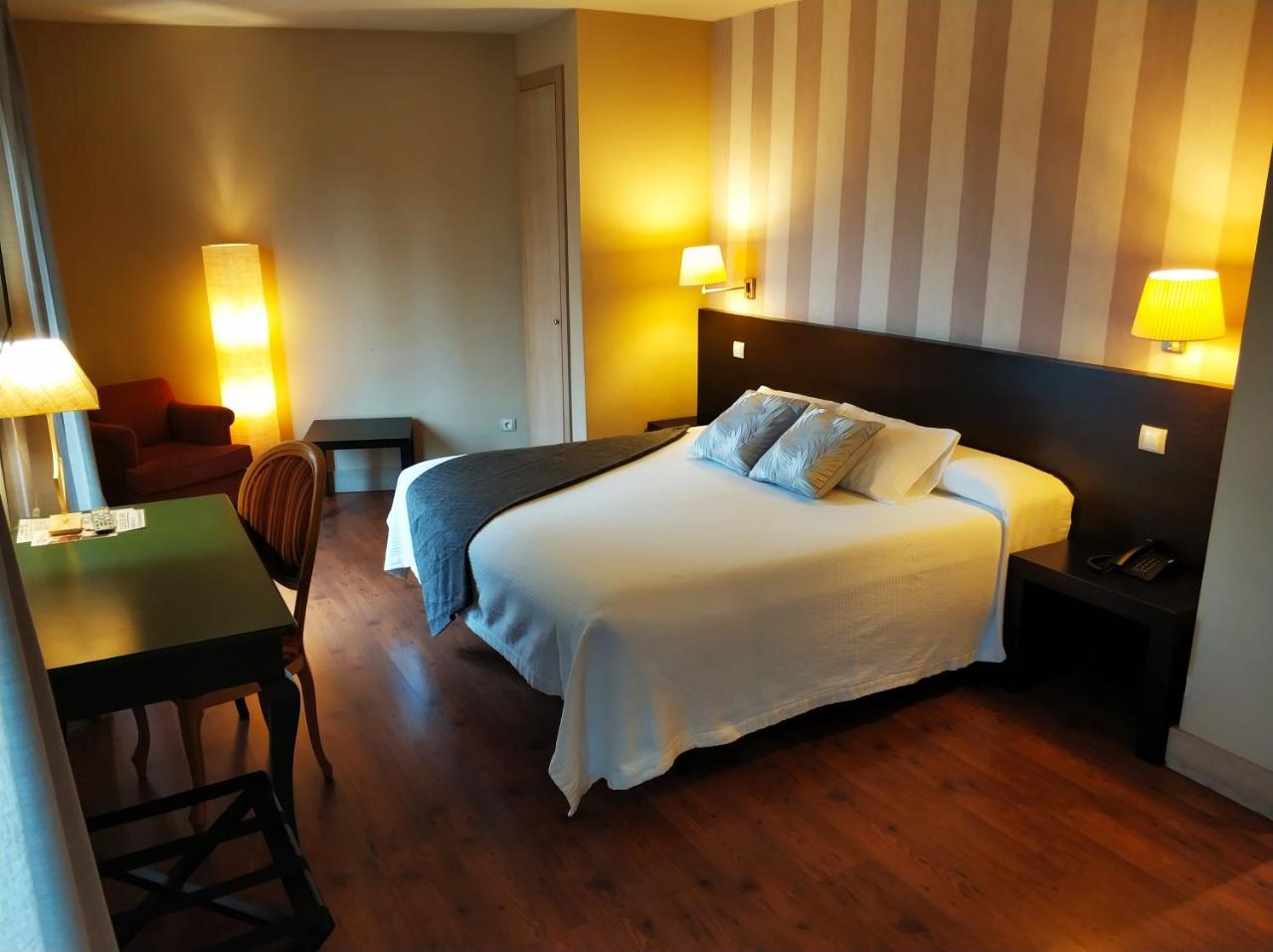 Hotel Puerta Del Arco Tudela de Duero Dış mekan fotoğraf